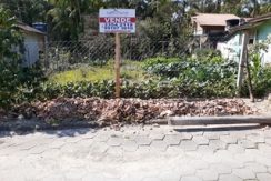 Lote pronto para construir no Centro Lote pronto para construir no Centro